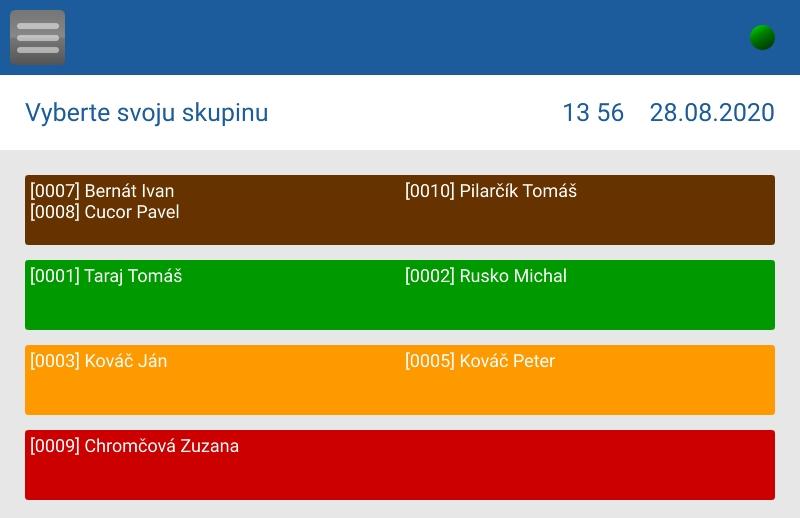 Základná obrazovka dochádzkovej aplikácie s farebnými skupinami v tablete